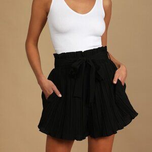 Lulus Pleat Yourself Black Pleated High-waisted Paperbag Shorts - Size S